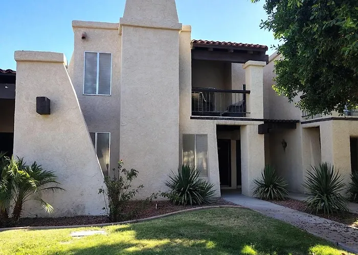 Modern Within Walking Distance Of Onvida